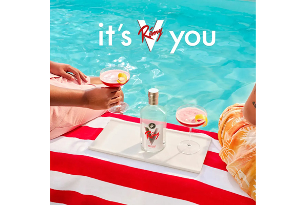 Free Rémy V Bottle