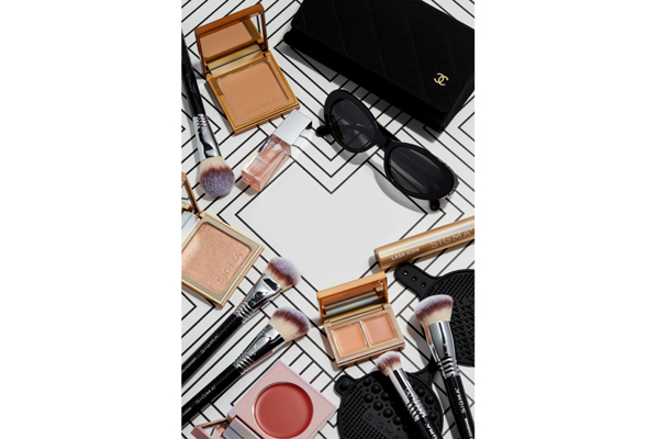 Win a Sigma Last Glow Set